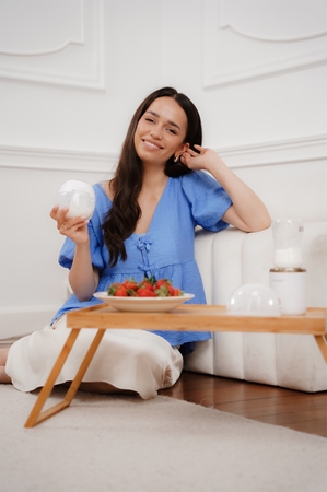 innoGIO GIOmum Line Discreet double electric hands-free breast pump