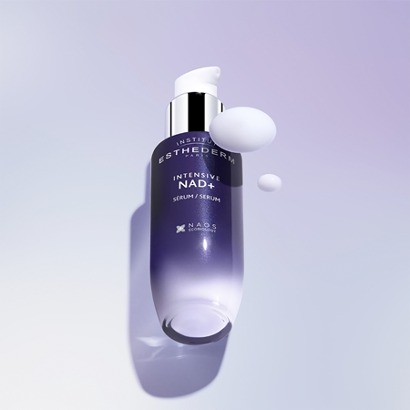 Institut Esthederm Intensive NAD+ Intensiv serum til træt hud