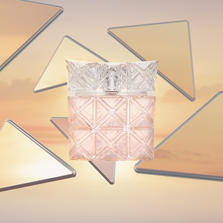 Issey Miyake Lumière d'Issey Eau de Parfum for women