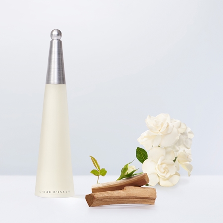 Issey Miyake L'Eau d'Issey Tualetes ūdens (EDT) ar uzpildīšānas iespēju sievietēm