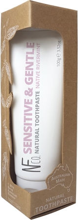 The Natural Family Co. Sensitive & Gentle prírodná zubná pasta
