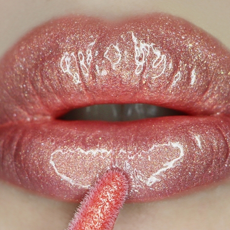 J.Cat Beauty Liptnix Extreme Shimmer Topper Shimmering Lip Gloss