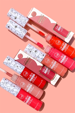 J.Cat Beauty Lip Lock Long-Lasting Liquid Lipstick with matt effect