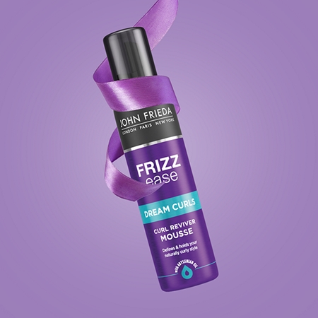John Frieda Frizz Ease Dream Curls mousse volume dès la racine pour cheveux bouclés