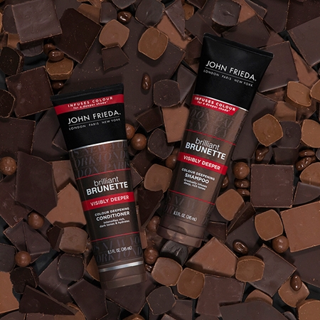 John Frieda Brilliant Brunette Visibly Deeper shampoing brillance pour cheveux bruns
