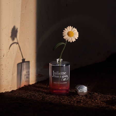 Juliette has a gun Ode To Dullness Eau de Parfum Unisex