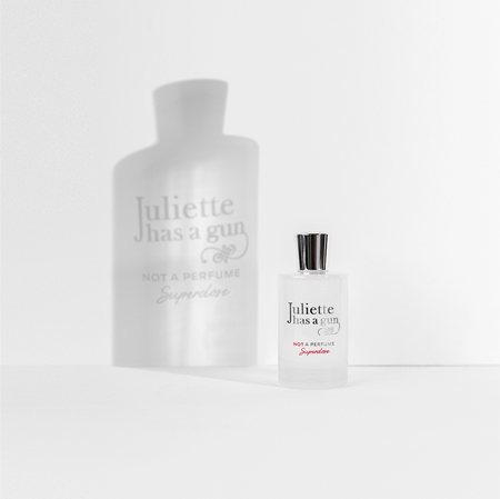 Juliette has a gun Not a Perfume Superdose Eau de Parfum mixte