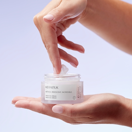 KERASILK Styling Finishing Cream crema modellante per capelli brillanti e morbidi