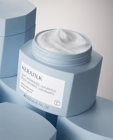 KERASILK Specialists Smoothing Mask máscara alisante com efeito nutritivo