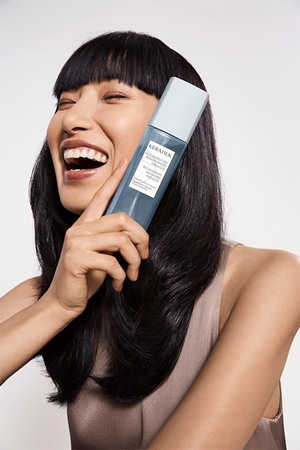 KERASILK Specialists Liquid Cuticle Filler spray rigenerante per tutti i tipi di capelli