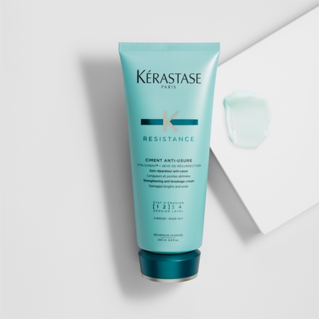 Kérastase Résistance Ciment Anti-Usure soin fortifiant intense pour cheveux fragilisés et usés et pour pointes fourchues