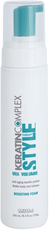 Keratin Complex Style Therapy espuma para dar volumen desde las raíces con queratina
