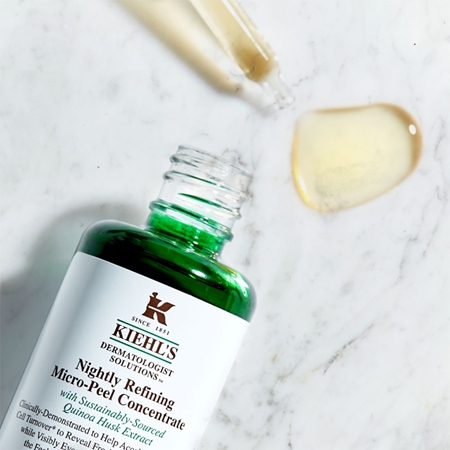 Kiehl's Dermatologist Solutions Nightly Refining Micro-Peel Concentrate rozjasňující noční peelingová péče pro všechny typy pleti včetně citlivé
