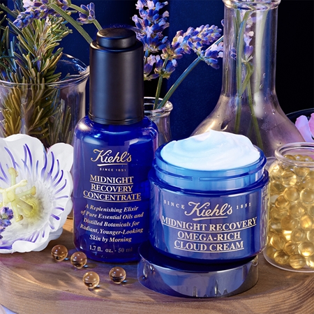 Kiehl's Midnight Recovery Concentrate regeneráló éjszakai szérum minden bőrtípusra, beleértve az érzékeny bőrt is