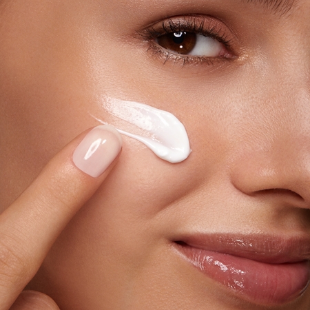 KIKO Milano Bright Lift Matte Straffende und liftende Tagescreme SPF 15