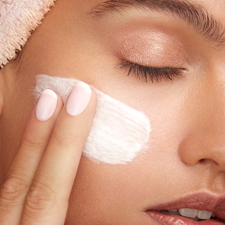 KIKO Milano Bright Lift Night regenerierende Nachtcreme