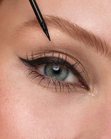 KIKO Milano Kind By Kiko High Definition dauerhafter flüssiger Eyeliner