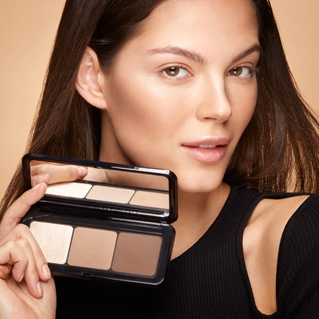 KIKO Milano Contour Obsession Palette mit Kontur- und aufhellenden Schatten