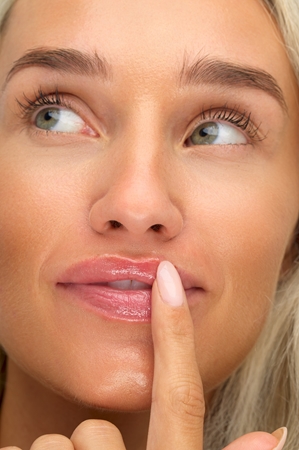 Killer Lips Silk Kiss Lip Mask Berry hydrating lip mask