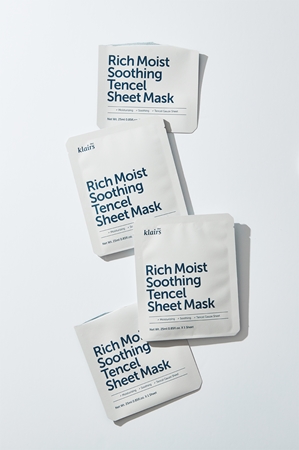 Klairs Rich Moist Soothing Tencel Sheet Mask Calming Face Sheet Mask with moisturising effect