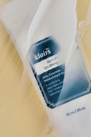 Klairs Rich Moist Soothing Cream Intensive Hydrating and Softening Cream