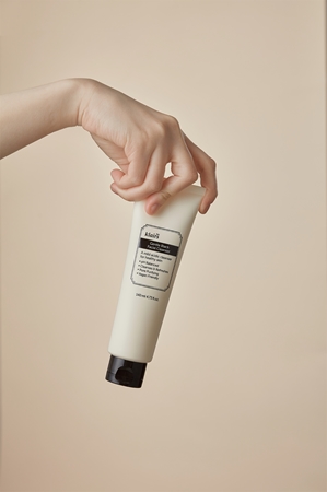Klairs Gentle Black Facial Cleanser gel nettoyant doux peaux sensibles
