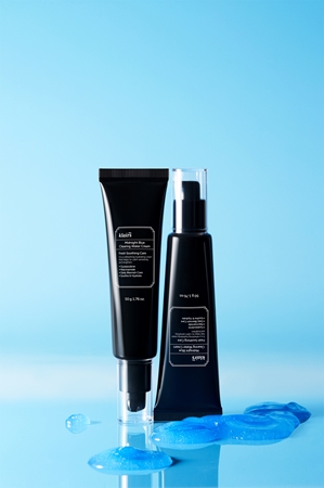 Klairs Midnight Blue Clearing Water Cream Light Moisturizing Cream to brighten and smooth the skin