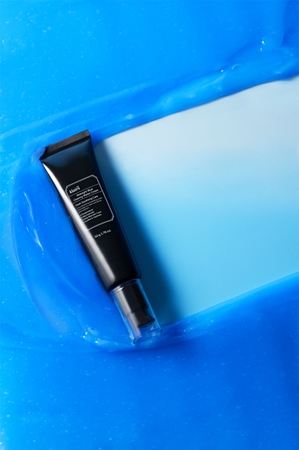 Klairs Midnight Blue Clearing Water Cream Light Moisturizing Cream to brighten and smooth the skin
