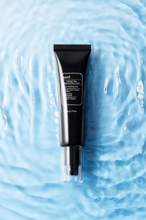 Klairs Midnight Blue Clearing Water Cream Light Moisturizing Cream to brighten and smooth the skin