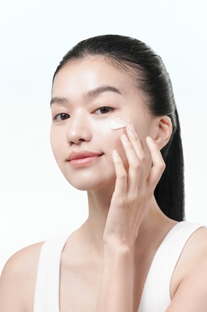 Dear Klairs Vitamin Toning Barrier Cream λαμπρυντική ενυδατική κρέμα για ενίσχυση του φραγμού της επιδερμίδας