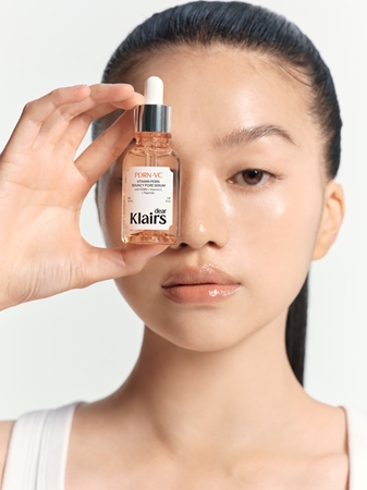 Dear Klairs Vitamin PDRN Bouncy Pore Serum Intensives Vitaminserum zur Verfeinerung der Poren