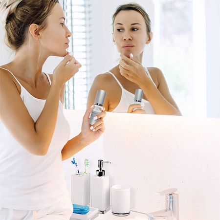 Kleem Organics Vitamin C Serum rozjasňující sérum