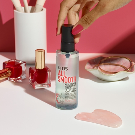 KMS All Smooth Weightless Anti-frizz Serum Light Serum to treat frizz
