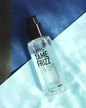 KMS Tame Frizz De-Frizz Oil huile protectrice anti-frissotis pour cheveux bouclés