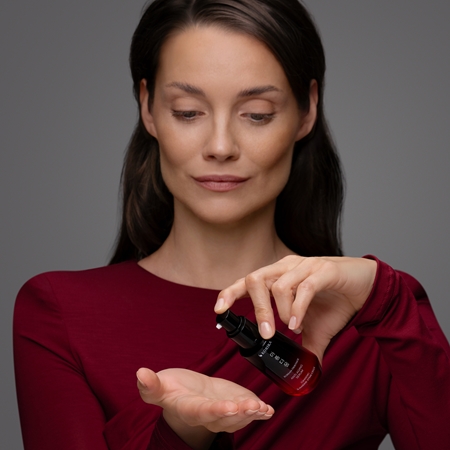 KORIKA Korean Heritage Marine Stem Cells Premium Anti-aging Serum őssejtes arcszérum az öregedés jelei ellen