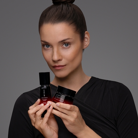 KORIKA Korean Heritage Marine Stem Cells Premium Anti-aging Serum őssejtes arcszérum az öregedés jelei ellen