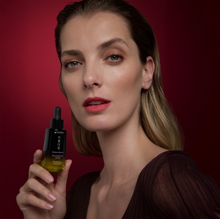 KORIKA Korean Heritage Hydrolyzed Collagen Premium Rejuvenating Serum fiatalító arcszérum hidrolizált kollagénnel