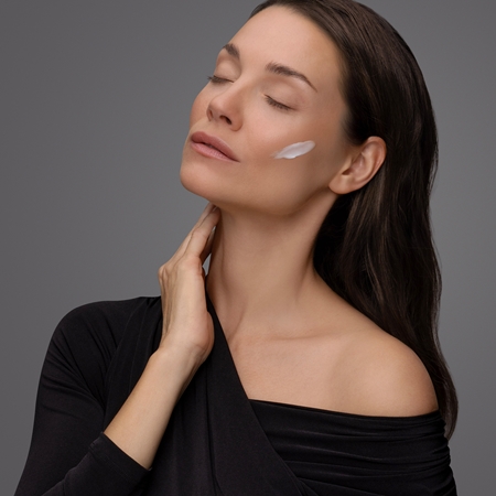 KORIKA Korean Heritage Silk & 8 Types of Hyaluronic Acid Skin Barrier Gel Cream hydraterende, kalmerende gelcrème