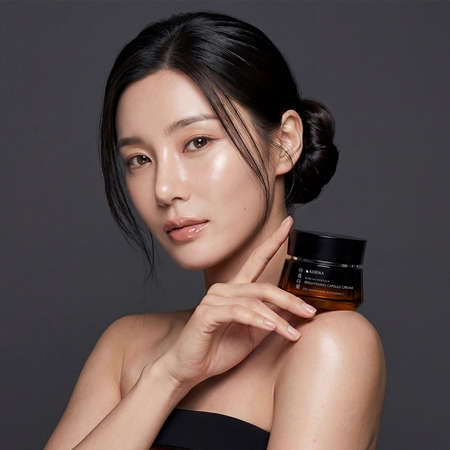 KORIKA Korean Heritage Jeju Mandarine & Vitamin C Brightening Capsule Cream Brightening Cream with vitamin C