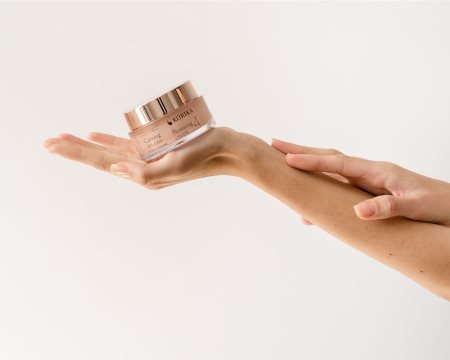 KORIKA HI-TECH LIPOSOME Calming solution Restoring cream Tápláló nyugtató krém