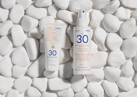 Korres Yoghurt Tinted Sunscreen προστατευτική κρέμα με χρώμα SPF 30