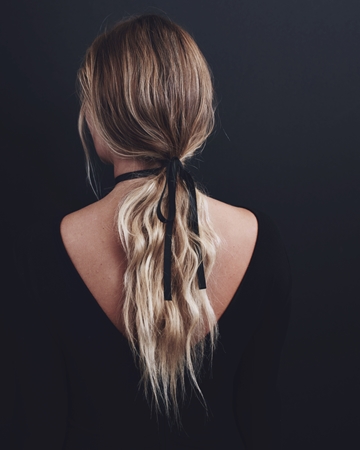 Kristin Ess Dry Finish Working Texture Spray Stylingpräparat für das Haar