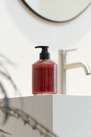KUNDAL Objet Exfoliating & Waterfull Hand Wash savon liquide exfoliant mains