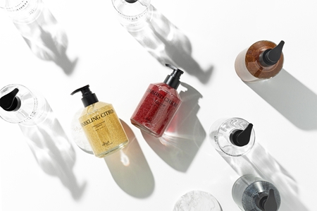 KUNDAL Objet Exfoliating & Waterfull Hand Wash savon liquide exfoliant mains