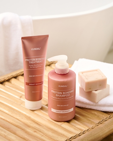 KUNDAL Protein Bonding Care Shampoo Shampoo mit ernährender Wirkung für trockenes und beschädigtes Haar