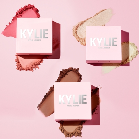 Kylie Cosmetics Kylie Jenner Bronzing Powder ruskettava puuteri
