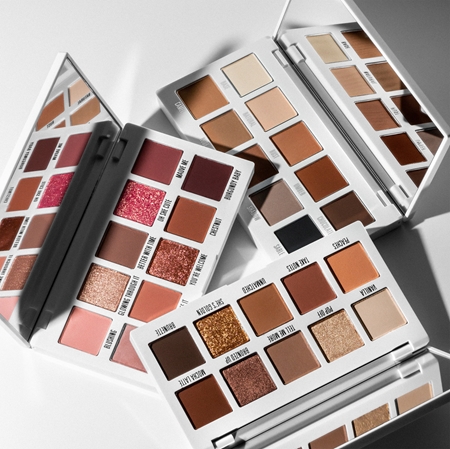 Kylie Cosmetics By Kylie Jenner палітра тіней | notino.ua