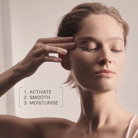 La Prairie Skin Caviar Liquid Lift Firming Serum with caviar