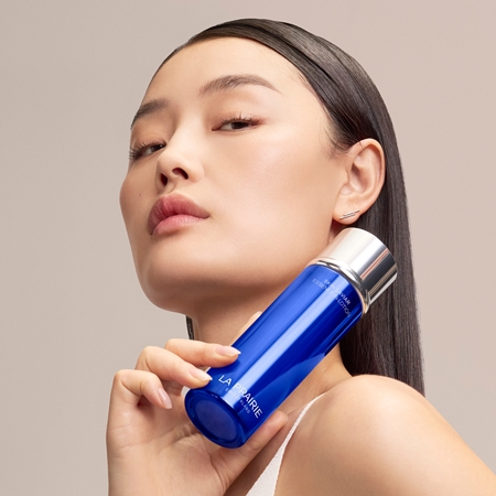 La Prairie Skin Caviar Essence-In-Lotion Moisturizing Serum with rejuvenating effect