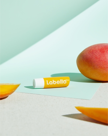 Labello Mango Shine тониращ балсам за устни